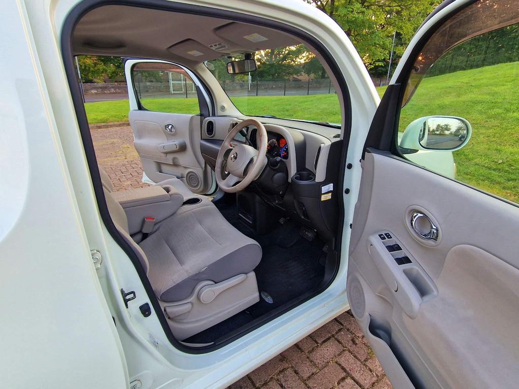 Nissan Cube 2010