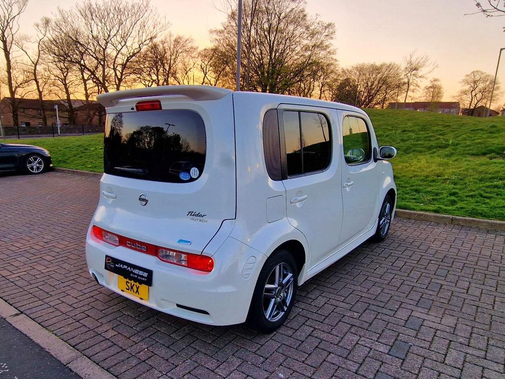 Nissan Cube 2013
