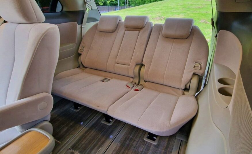 2008 Toyota Estima
