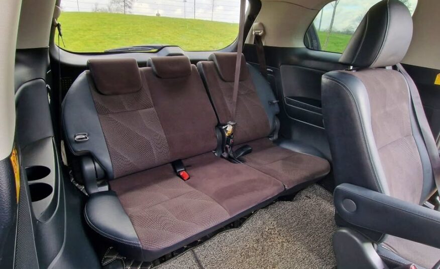 2013 Toyota Estima