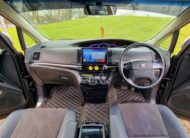 2013 Toyota Estima