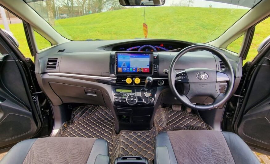 2013 Toyota Estima