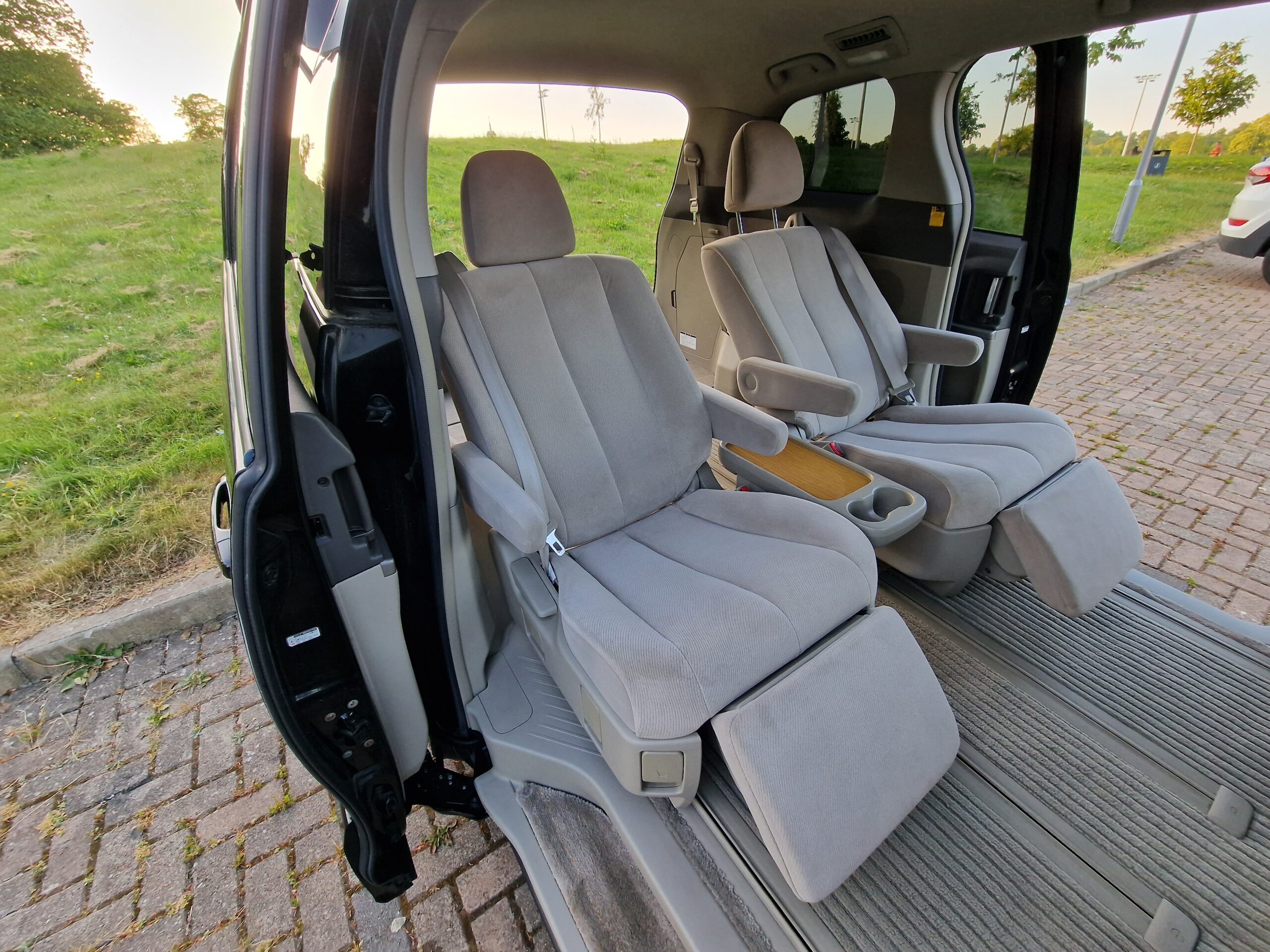 2008 Toyota Estima Automatic 7 Seater