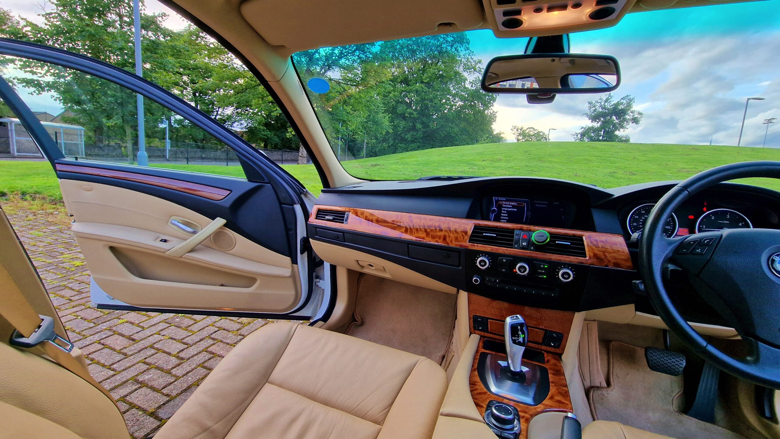 2009 BMW 520d Automatic Business Edition