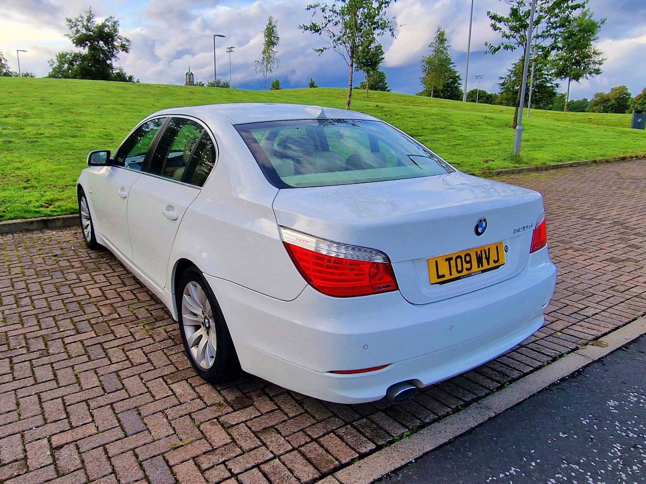 2009 BMW 520d Automatic Business Edition