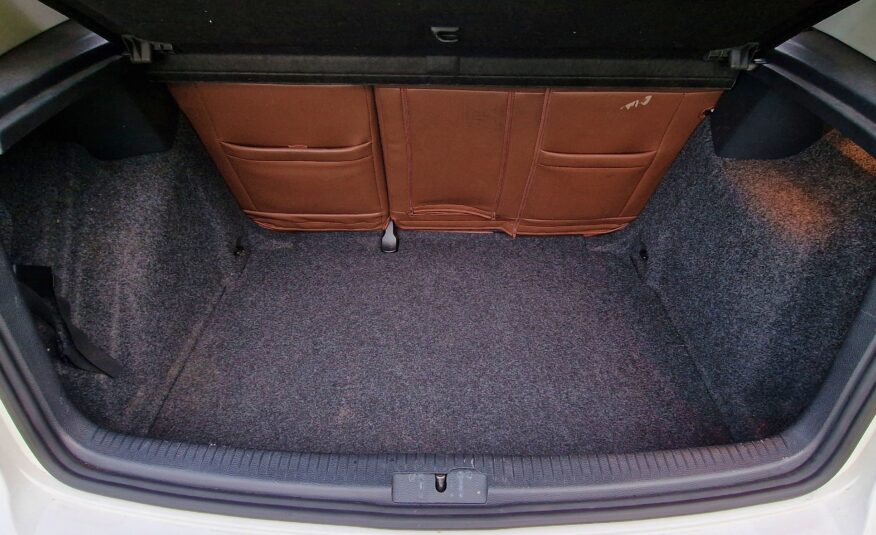 2012 VW Golf 1.5 Automatic