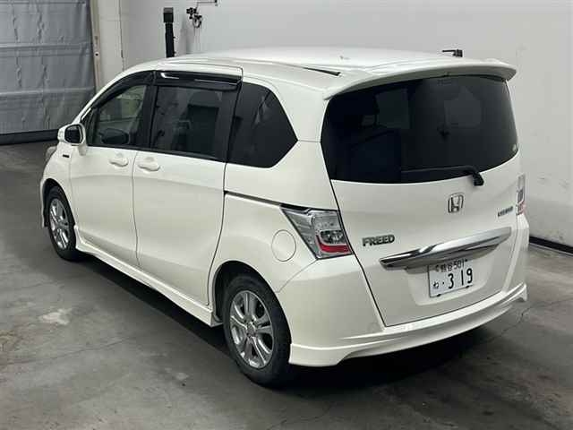 2012 Honda Freed Hybrid