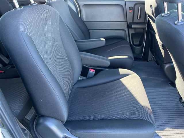 2012 Honda Freed Hybrid