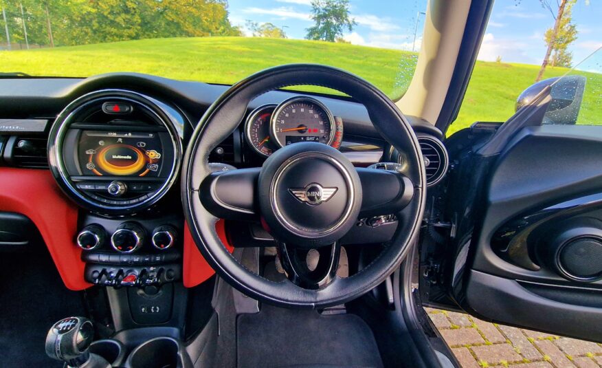2016 MINI HATCHBACK 1.5 Cooper 3dr