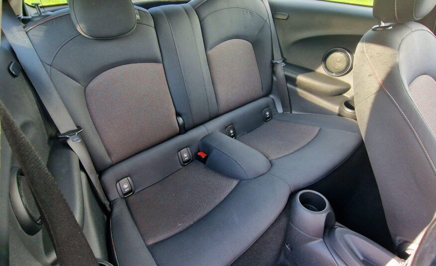 2016 MINI HATCHBACK 1.5 Cooper 3dr