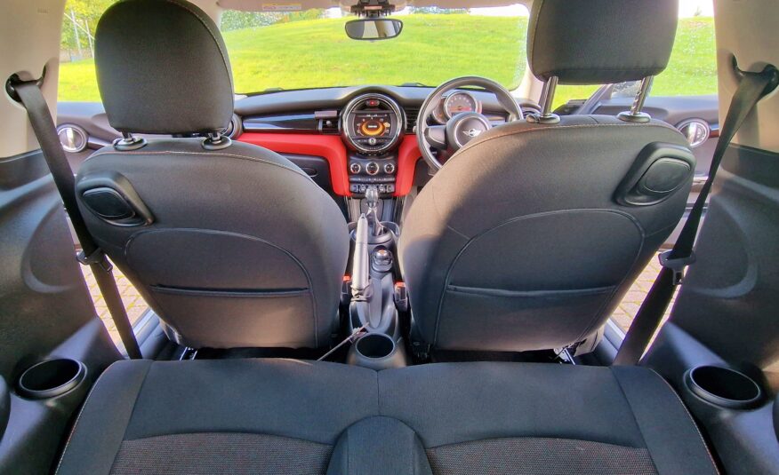 2016 MINI HATCHBACK 1.5 Cooper 3dr