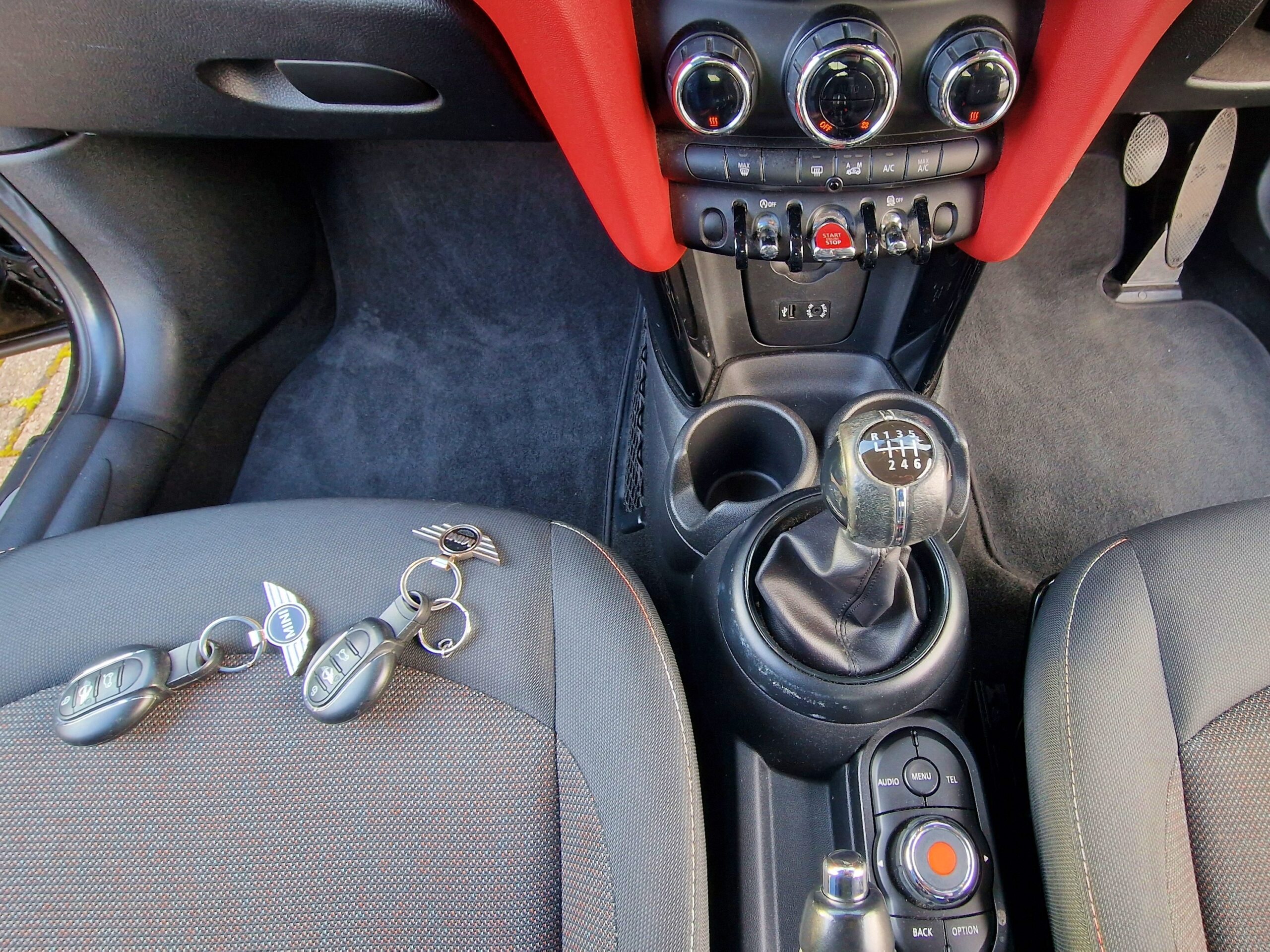 2016 MINI HATCHBACK 1.5 Cooper 3dr