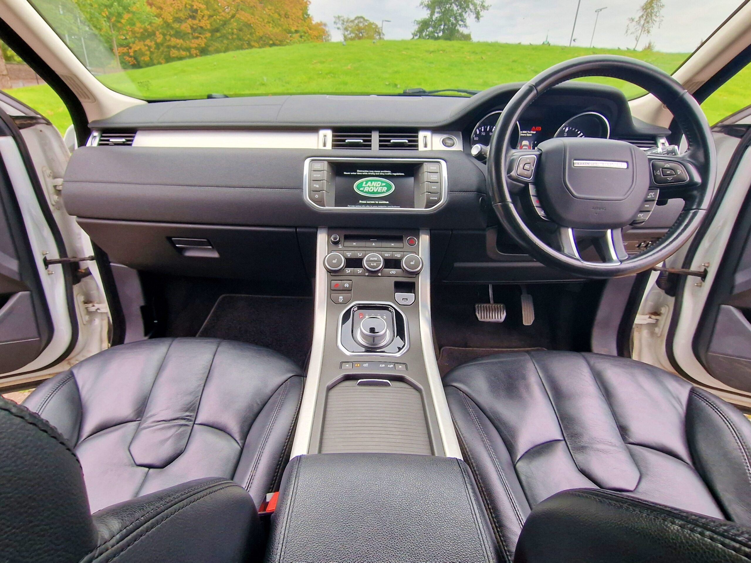 LAND ROVER RANGE ROVER EVOQUE 2.2 SD4 Pure 5dr Auto