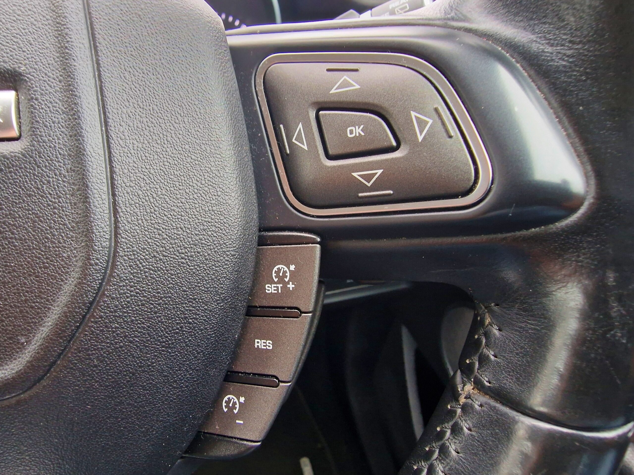 LAND ROVER RANGE ROVER EVOQUE 2.2 SD4 Pure 5dr Auto