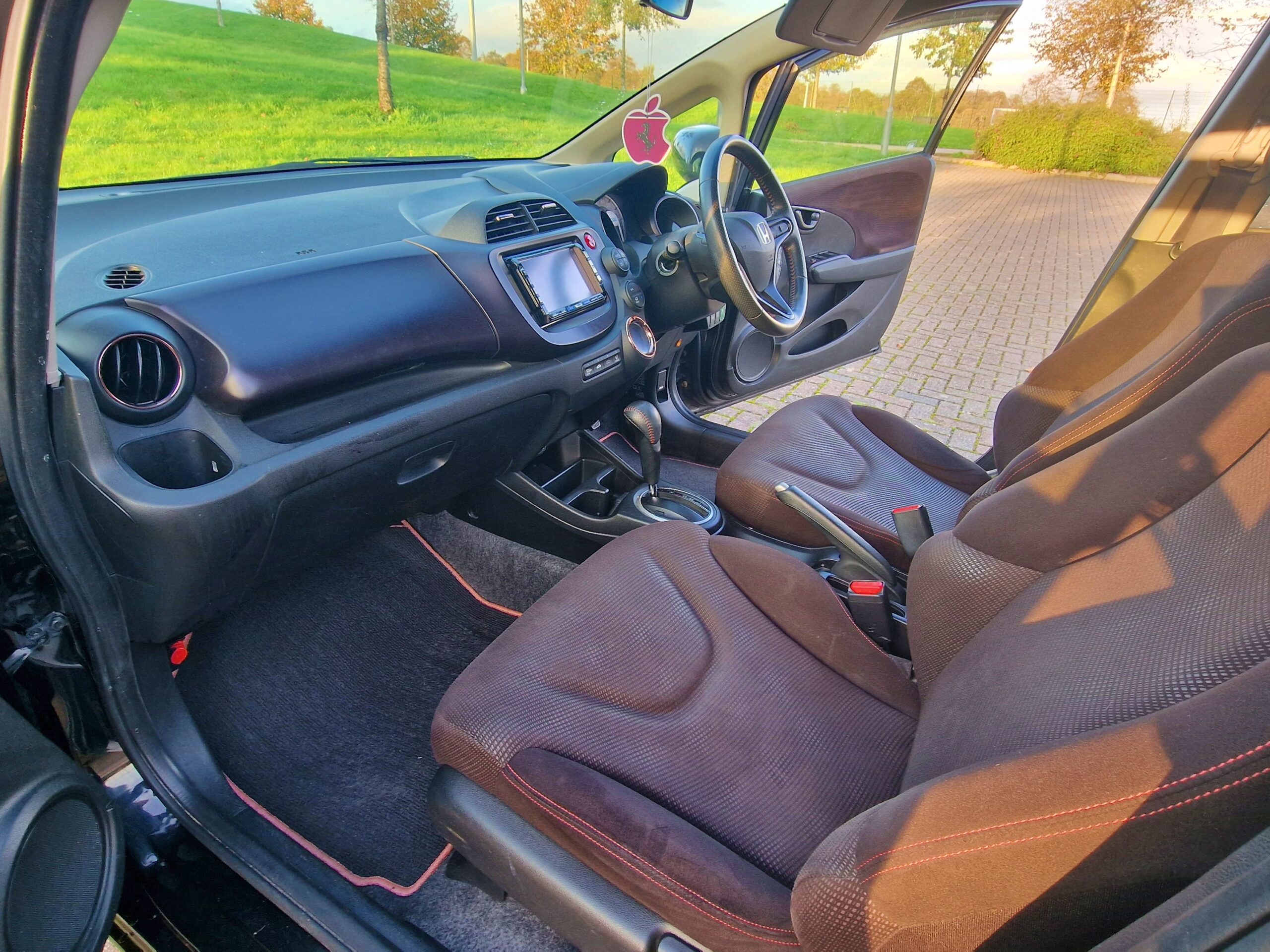 2013 Honda Jazz Hybrid Automatic