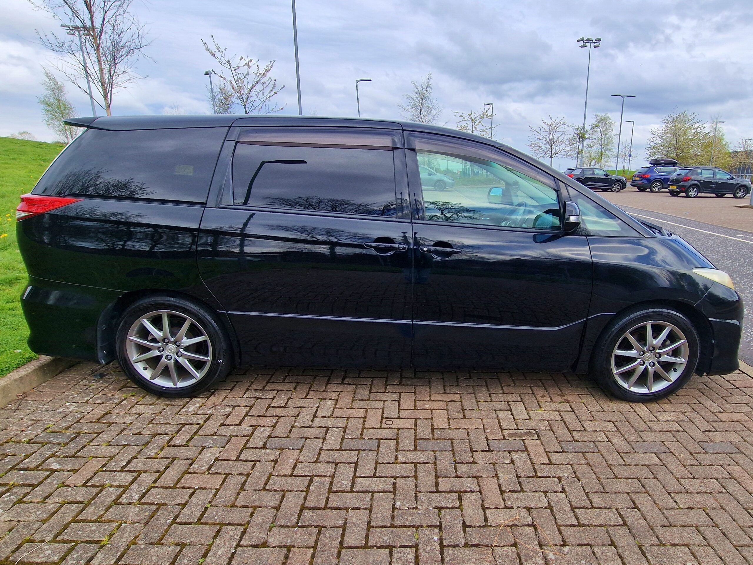 2012 Toyota Estima 7 Seater Automatic