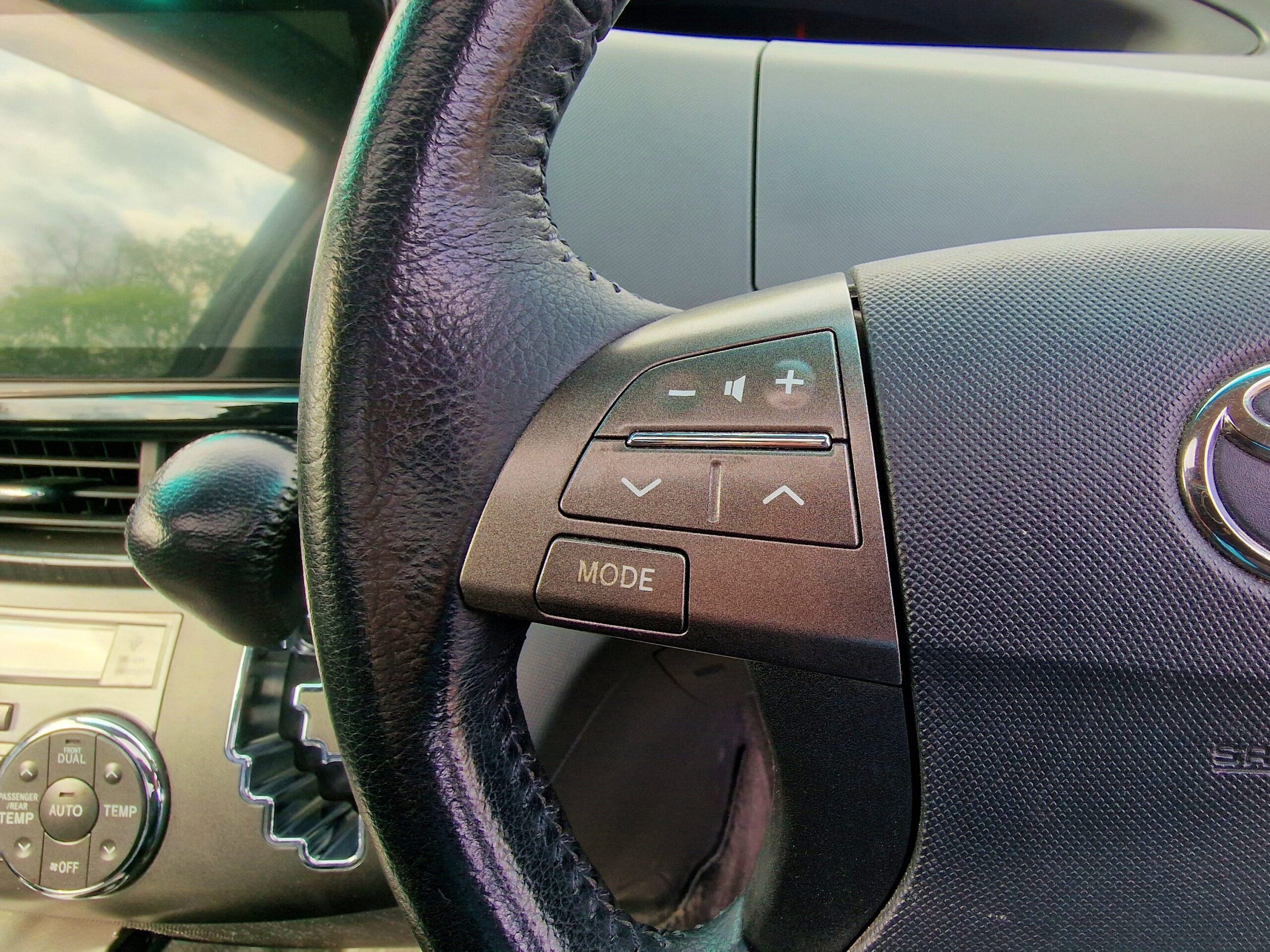 2012 Toyota Estima 7 Seater Automatic