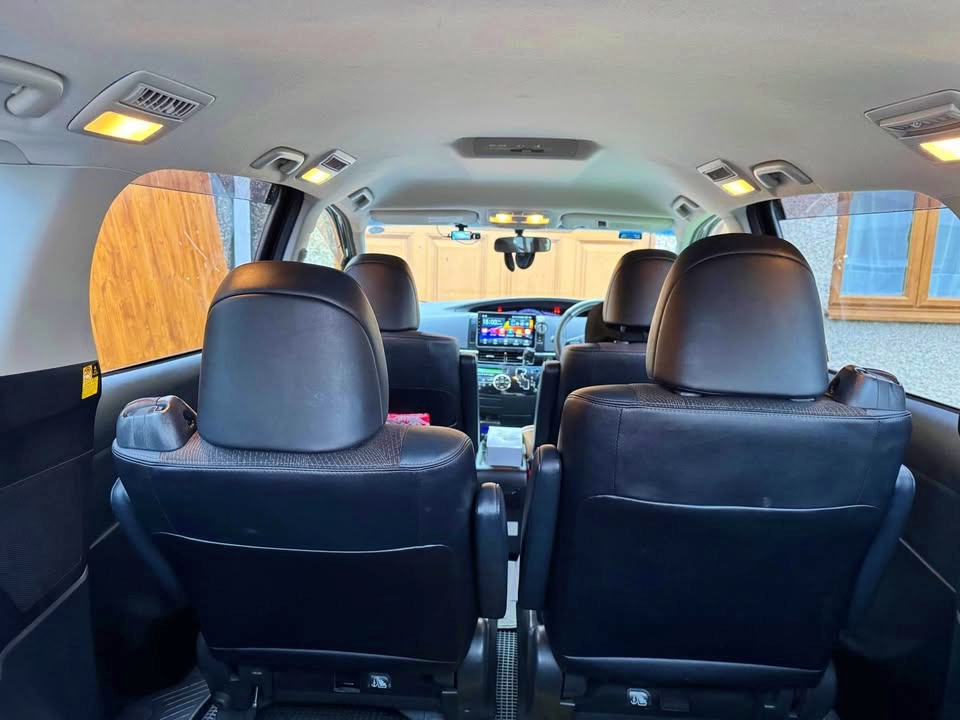 2012 Toyota Estima