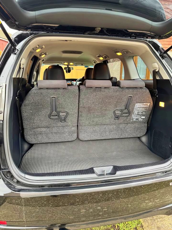 2012 Toyota Estima