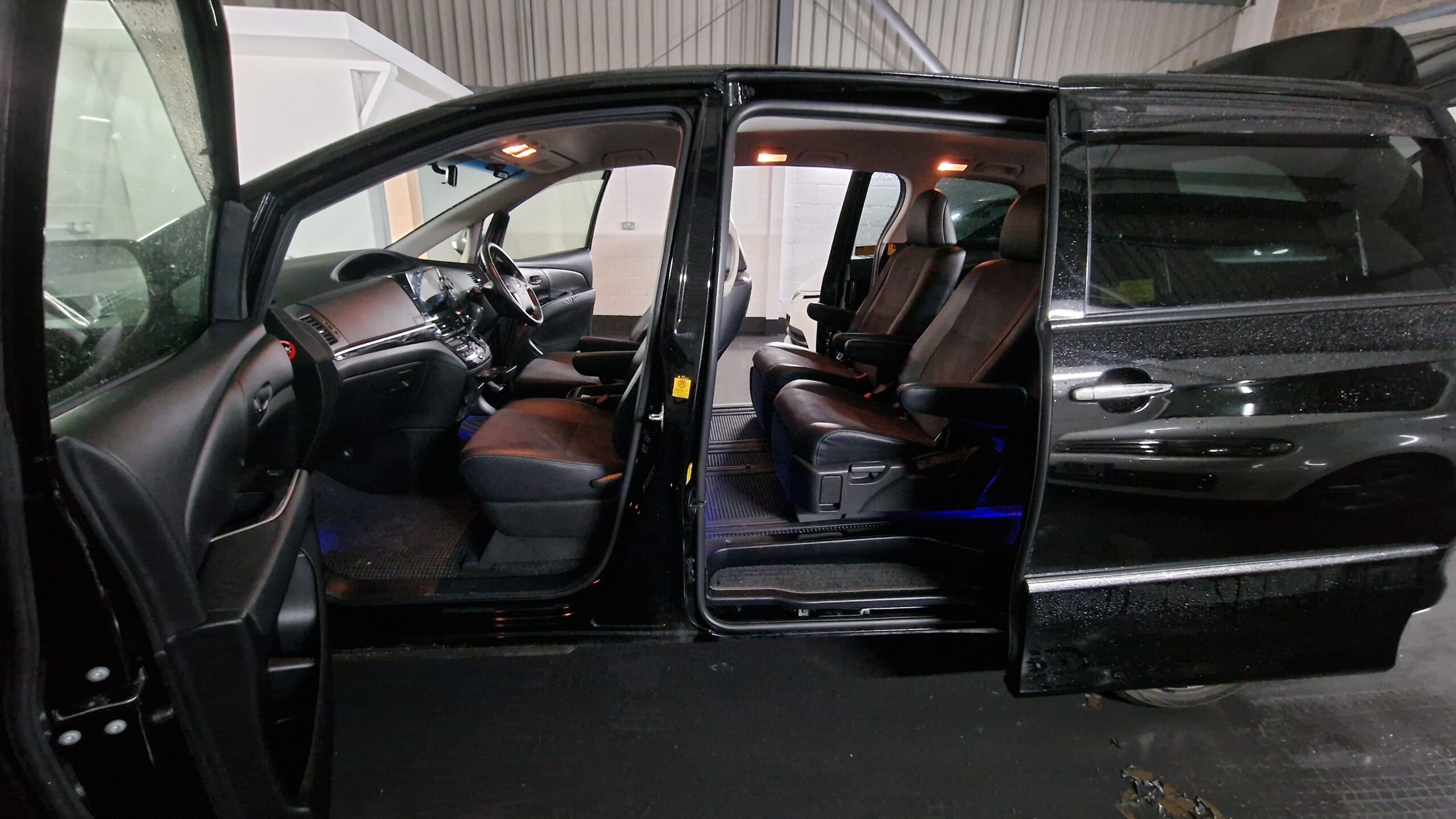 2012 Toyota Estima