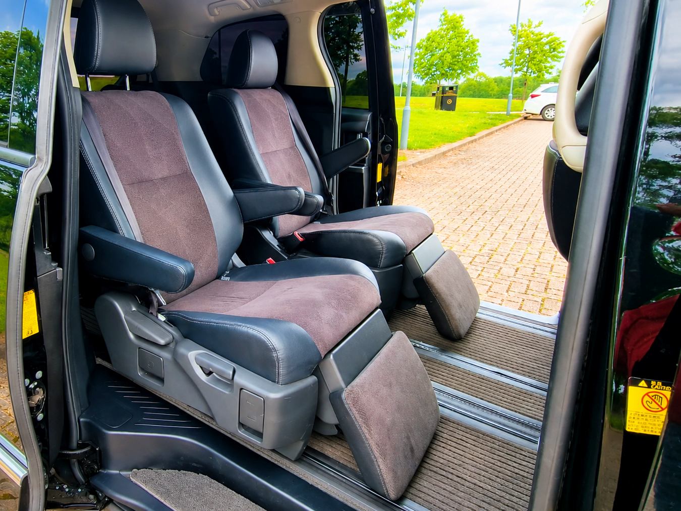 2013 Toyota Estima Automatic